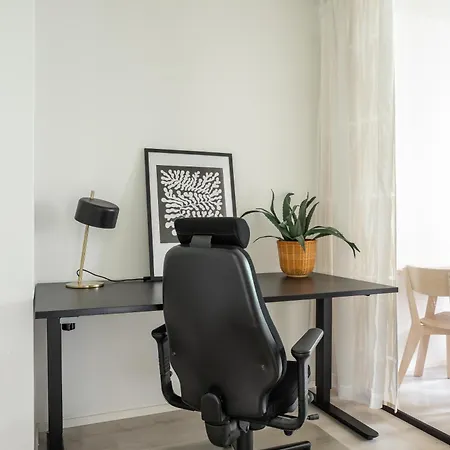 Cozy Manhattan With Sauna & Parking